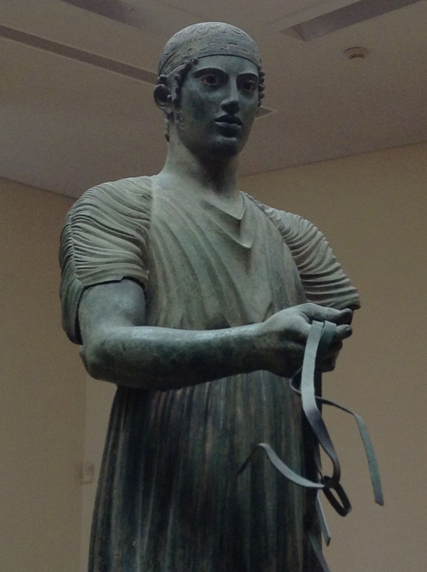 Bronze charioteer 478 BC this statue had amazing eyes with eyelash detailing