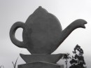 A giant teapot on the outskirts of Haputale.
