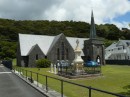 In Paihia steht die älteste Kirche Neuseelands. Neuseeland wurde von Norden nach Süden besiedelt, die kleine Stadt Russel gegenüber von Paihia war die erste Hauptstadt von Neuseeland.