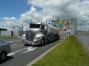 In Neuseeland gibt es für europäische Verhältnisse reisige und schicke Trucks. Sie sind aber nur die kleinen Brüder der australischen Roadtrains.