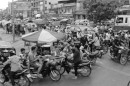 Wimmelbild zur Rush Hour in Siem Reap, Juli 2014.