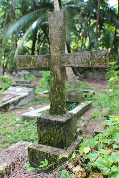 Ile Boddam, Salomon Atoll: Inselfriedhof