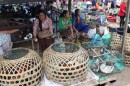 Auf dem Markt von Phongsavan. Juli 2014.