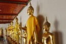 Der Tempel Wat Poh beherbergt die groesste Buddha Sammlung Thailands.
