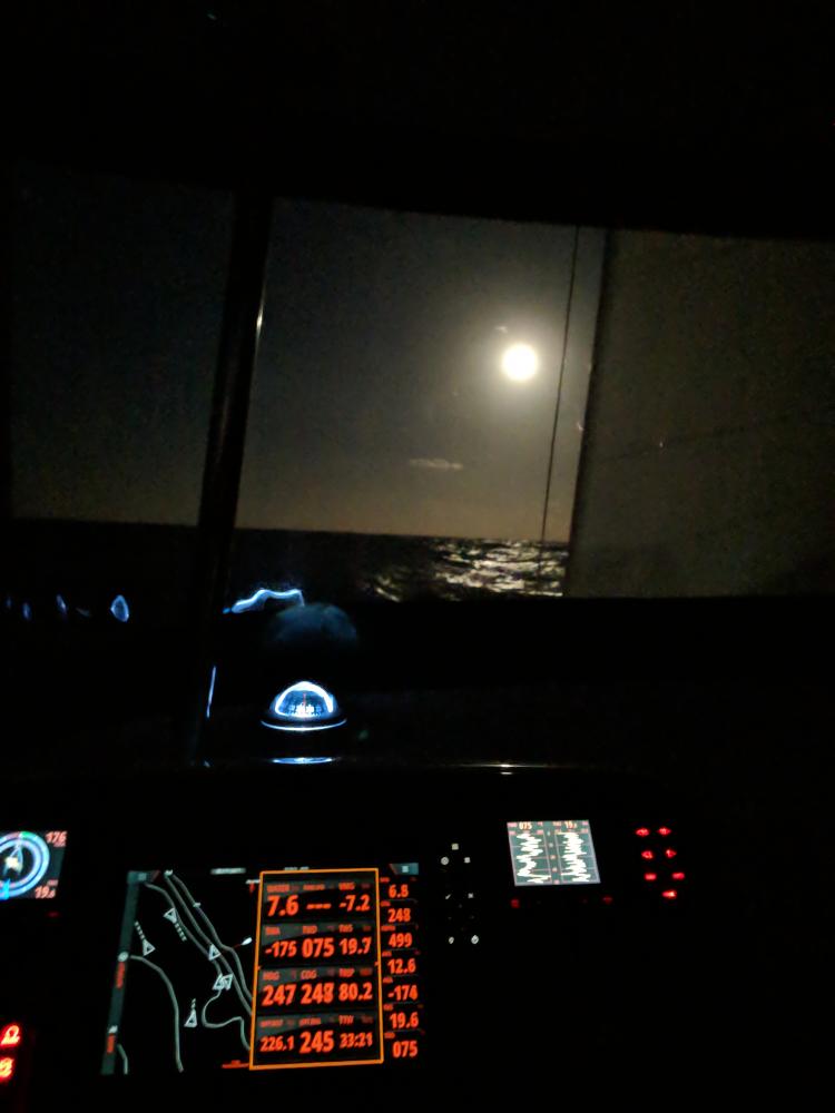 Nightime at  the helm: Running at 7-8 kts, surfing to 12kts