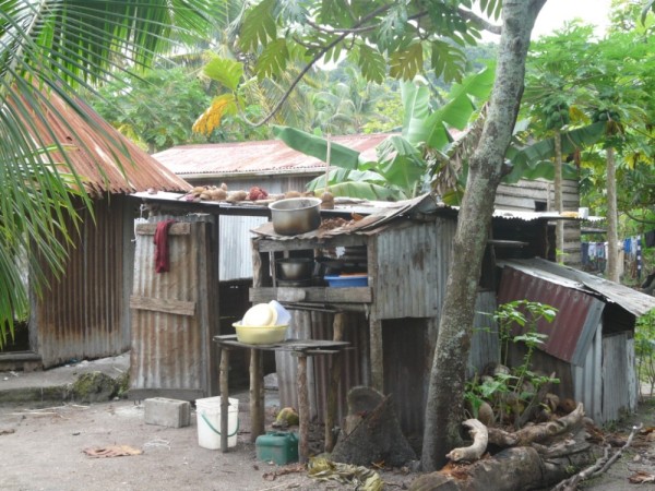 traditional outdoor kitchen in Fuluga