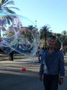 Mike nearly gets Bubbled at Ciutadella Park