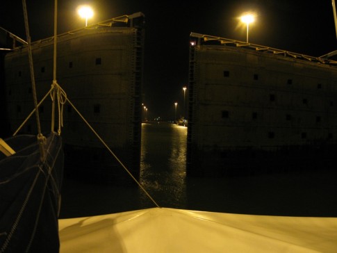 Doors closing behind us, waiting for water to fill our chamber in Gatun Locks