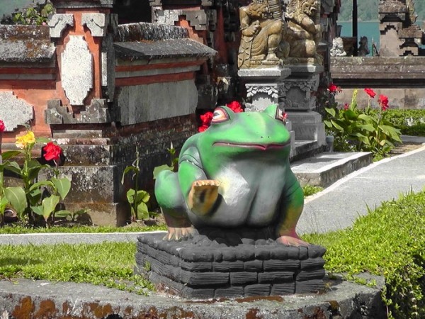 Hindu Temple - frogs seems a bit out of character with rest of the temple