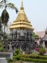 Wat Chiang Man: Copper sheet metal structure.