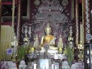 Wat Chiang Man: Buddha altar.