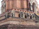 Wat Chedi Luang: Better view of corner with last remaining elephant statues.