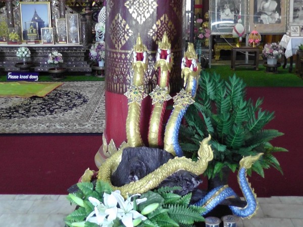 Wat Chiang Man: Three-headed snake.