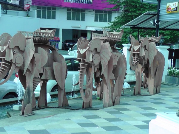 Elephant sculptures at entrance to 3-D museum.