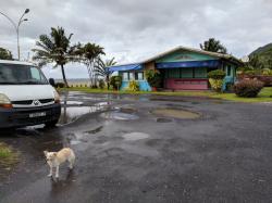 Le snack au bout de la monde : Now defunct at the end of the road on Tahiti Iti