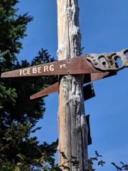 Trailhead to Iceberg Point