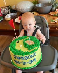 JAMESON ALEXANDER HOWE is 1 year old!: A golf cake, “Hole In One”.