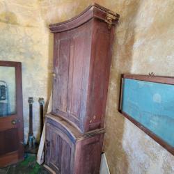 Beautiful old cabinet: Curved cabinet that would be perfect in Peter and Suzanne