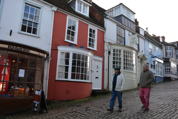 Lymington: Wandering the village streets