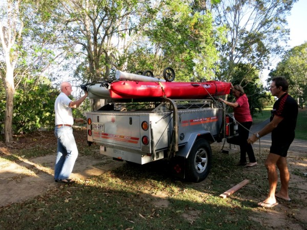 Aisla and Ross loan their Caravan for their trip