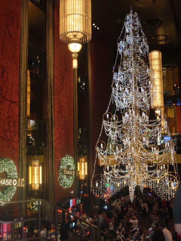 The Christmas chandelier in the lobby 