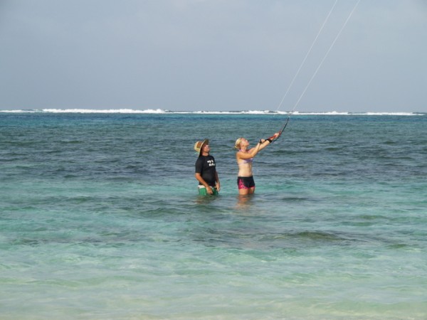 Nuno teaching Erika to Kite Surf