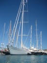 The largest sail boat and tallest mast in the world, right here for us to gwak at.  Wow