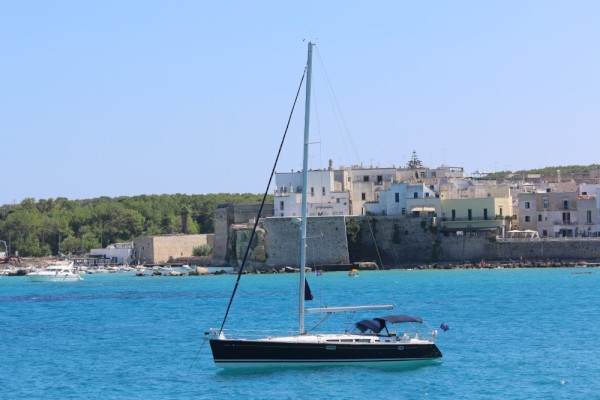 Split Enz anchored at Otranto