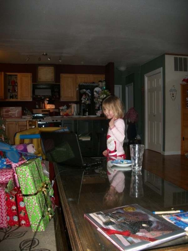 Cadence telling Kelsey and Scott hi as we were video chatting with them on Christmas morning.