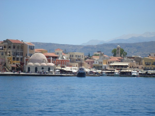 Prominent Mosque of "Kioutsouk Hasan" off the Chania harbor.