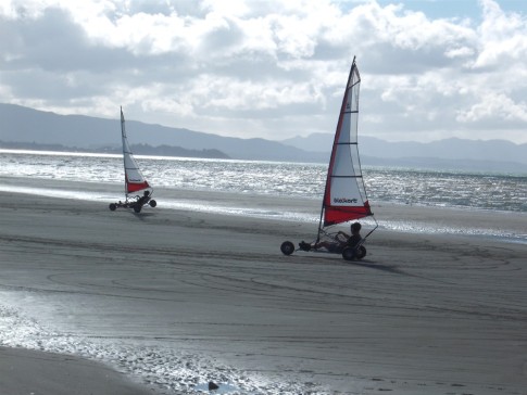 Sand sailing - Puhara