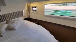 Port side Guest Bedroom/Cabin: All of the 3 Bedroom Cabins include large windows. 