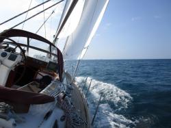 Sailing to Isola d-Elba