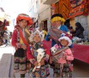 Kids in Pisaq market