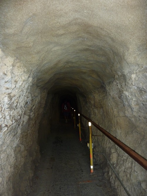 one of the several tunnels leading up to the top of Diamond Head trail