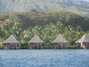 m-046: bungalows Tahiti