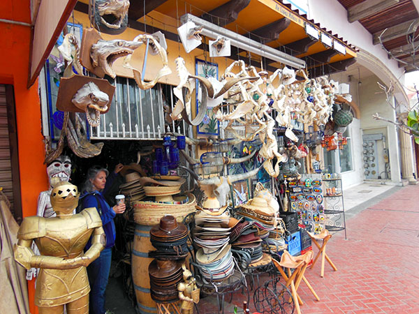 Hat-shopping in Gringo Gultch.