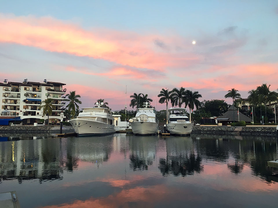 We love Marina Vallarta for its stunning sunsets, vibrant atmosphere surrounded by restaurants, bars, and live music, and is close proximity to the Medical Tourism doctors/hospitals and downtown Puerto Vallarta.