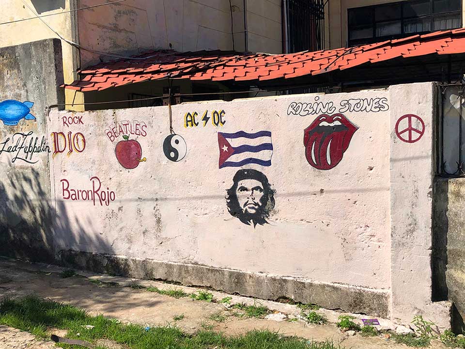 More graffiti pop-art in Cuba from Ché to the Beatles to the Stones and PEACE! 