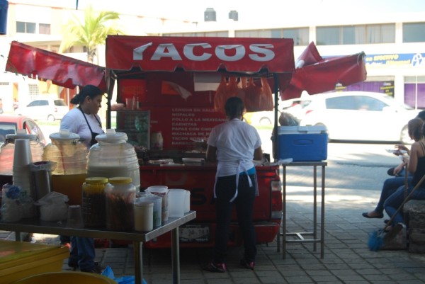 10 peso street side tacos in Manzanillo