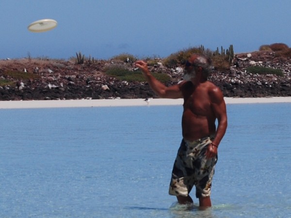 Isla Coronados....Uncle Ron Playing firsbee with Jamers