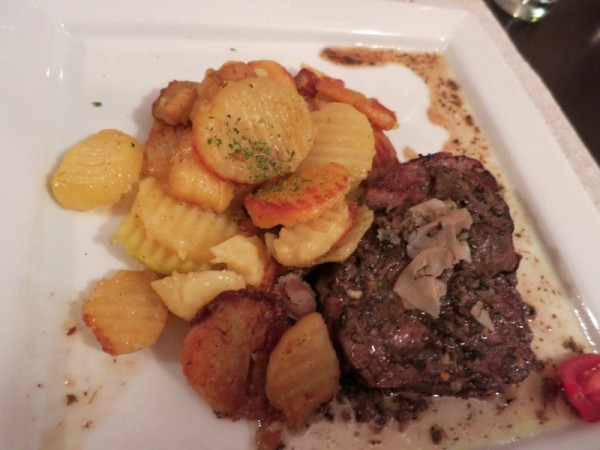 Steak with wine truffle sauce
