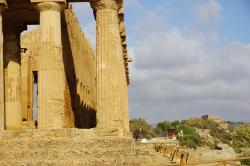 Italy /Sicily : Temple Concordia in valley of temples - Agrigento -  09.20 - Italy /Sicily 