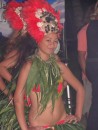 Tahitien teen at dance
