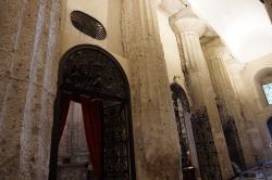 Italy /Sicily : Cathedral in oldtown Syracuse  -  09.20  -  Italy /Sardinia 