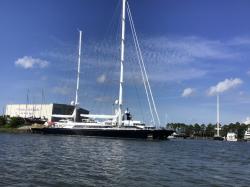 Large sailboat at Thunderbolt Marina