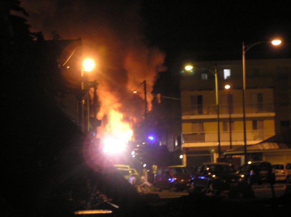 On the last night of Carnaval a 3 story house caught fire just a few blocks from the celebration on the Place de la Victorie.