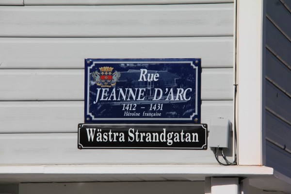Street names are in French and Swedish.