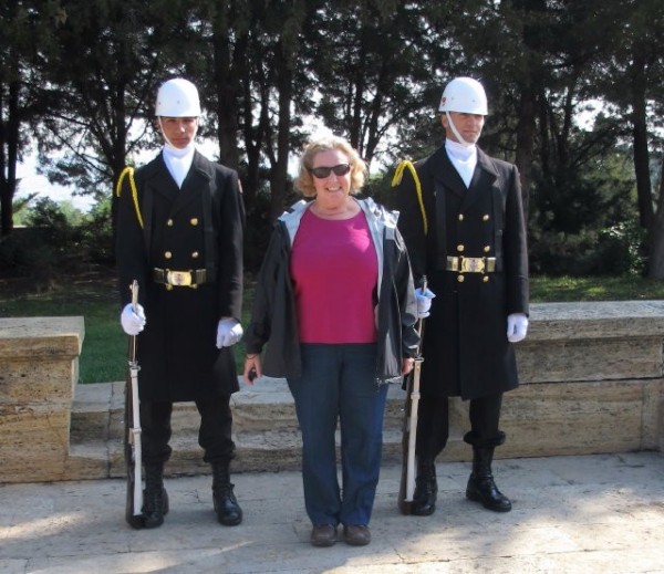 AB standing between 2 of the most striking Mausoleum guards - handsome sailors - of course!