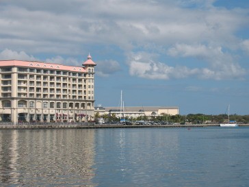 view Caudan waterfront